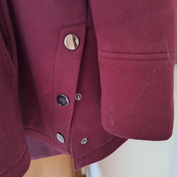 Jones size large coat - Picture 2 of 4